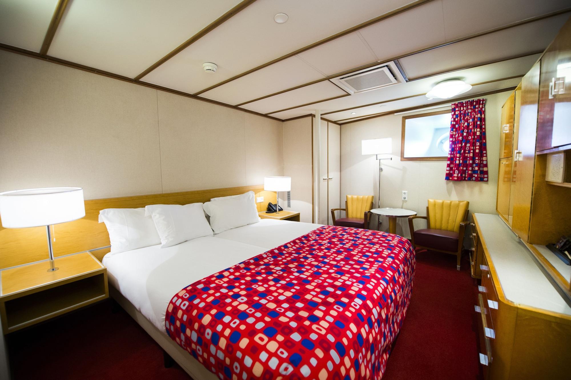 Ss By Westcord Hotel 4*